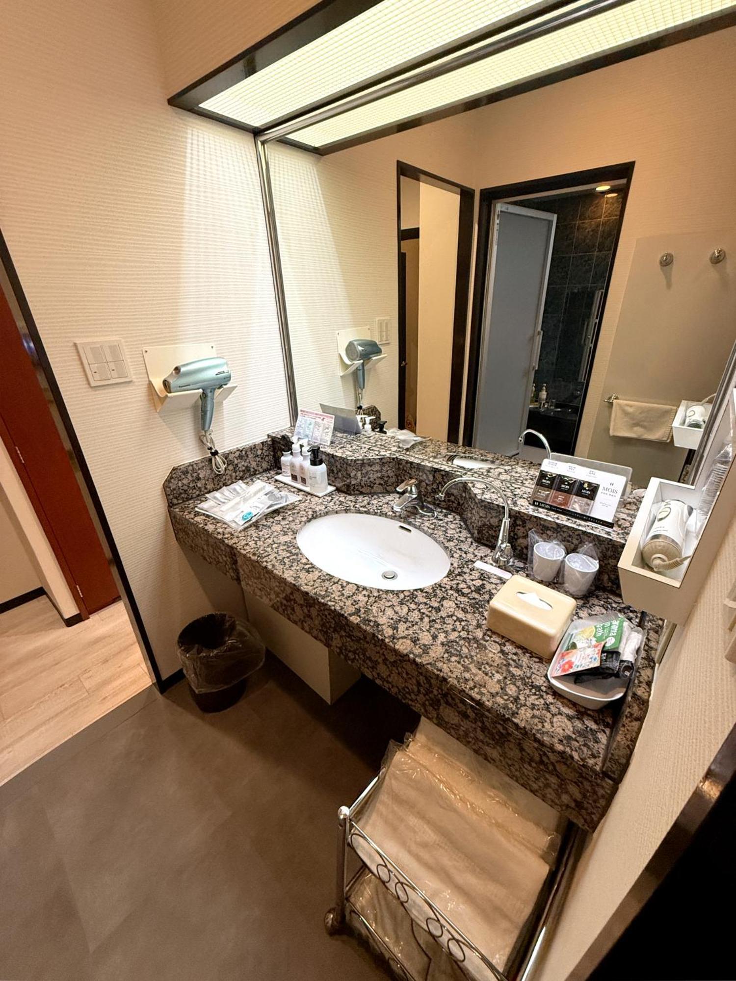 Hotel Hyper (Adults Only) Osaka Ngoại thất bức ảnh